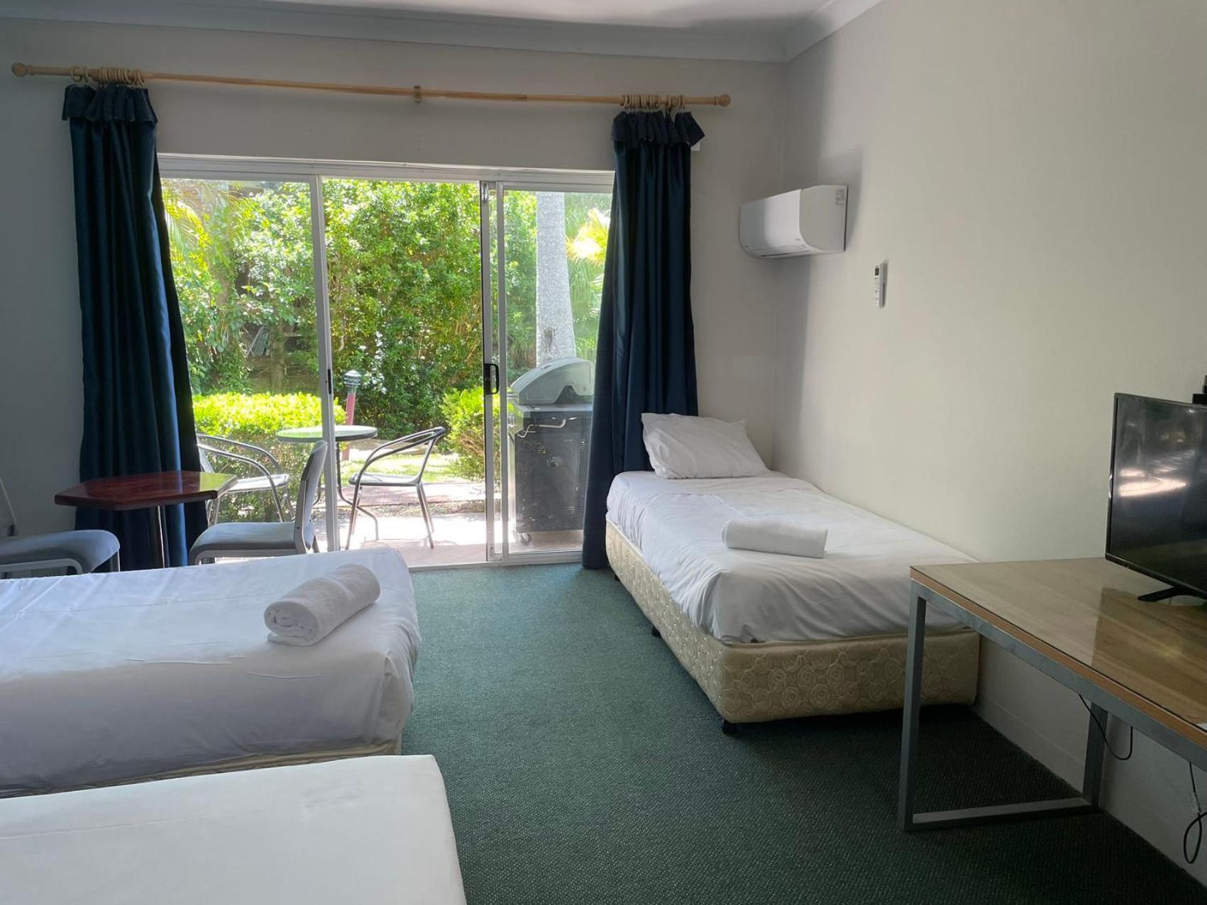 Seaside Garden Retreat Accommodation Wamberal Esterno foto